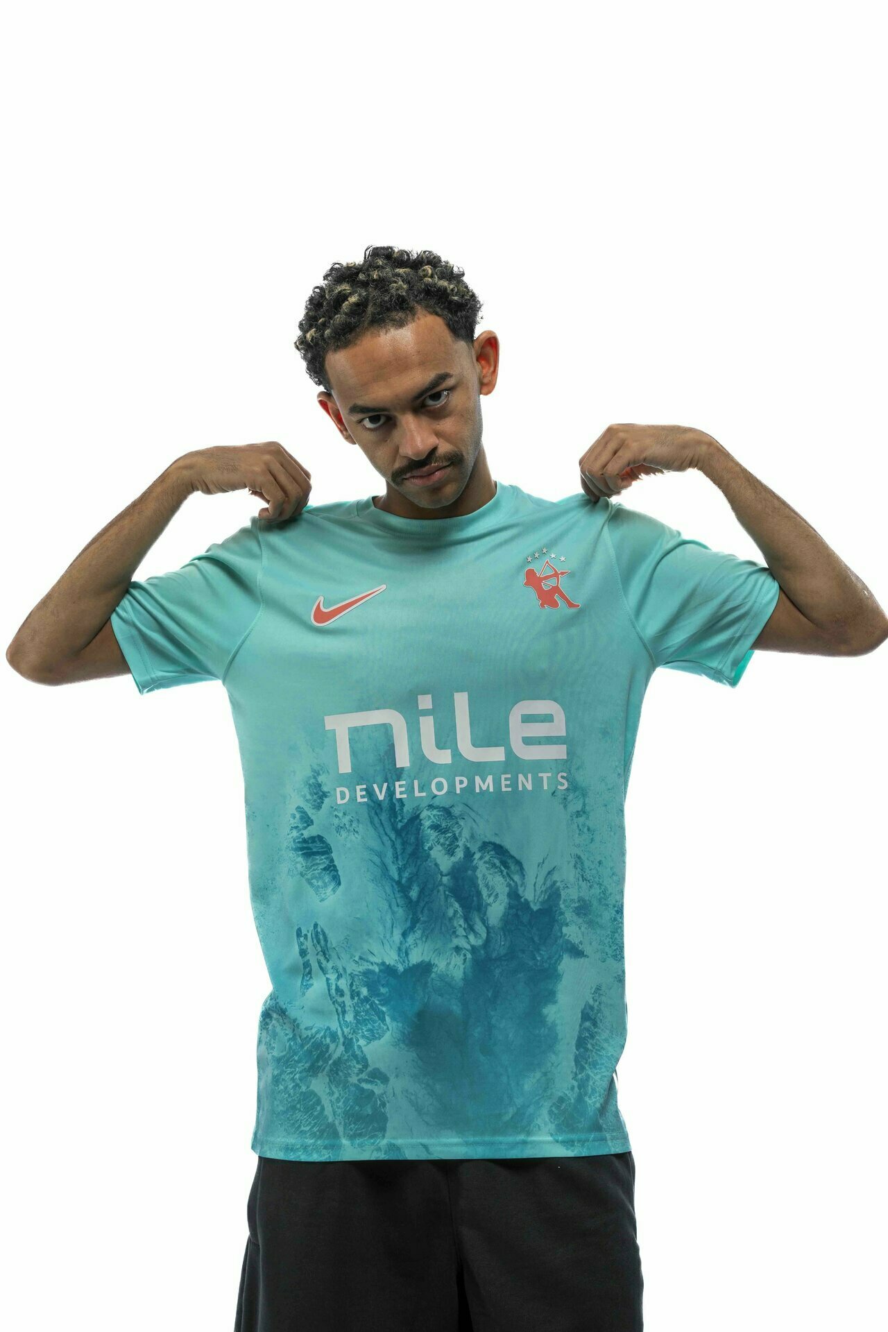 طقم الزمالك الثالث  من نايكي